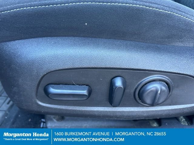 Used 2018 Buick Regal Preferred image 13