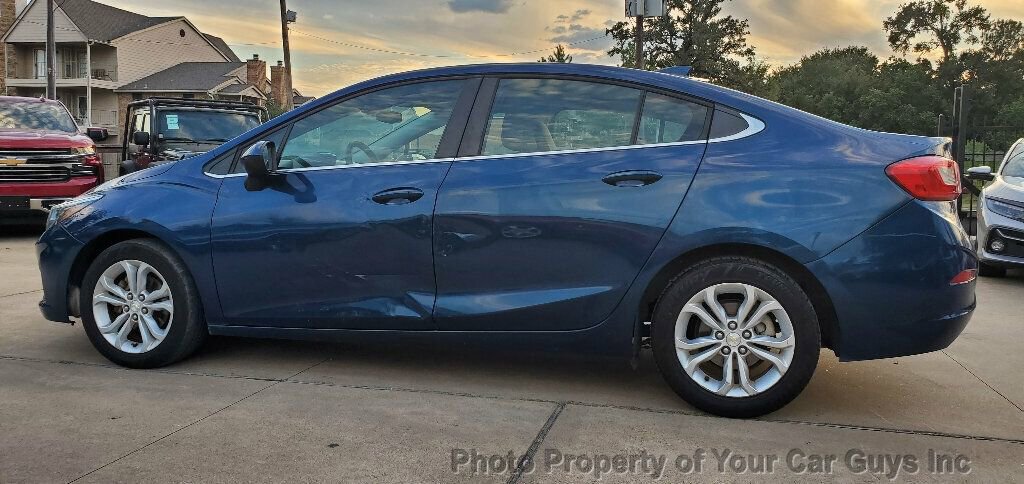 Used 2019 Chevrolet Cruze LT FWD image 22