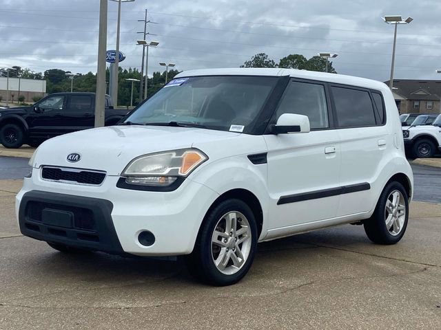 Used 2010 Kia Soul + w/ Audio Pkg FWD image 5