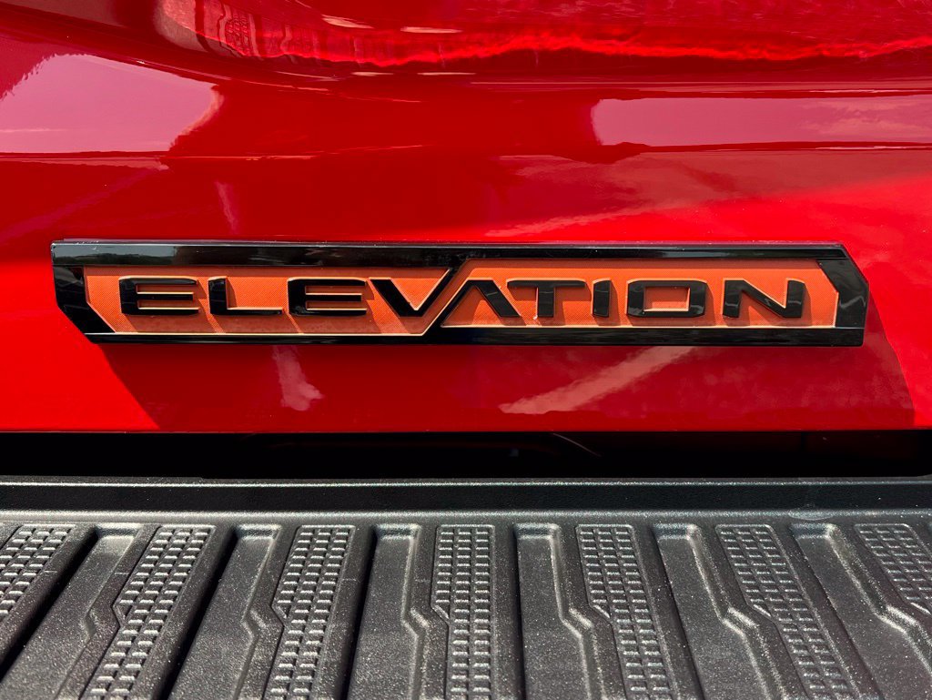 Used 2025 GMC Sierra 1500 Elevation w/ X31 Off-Road Package AWD/4WD image 10