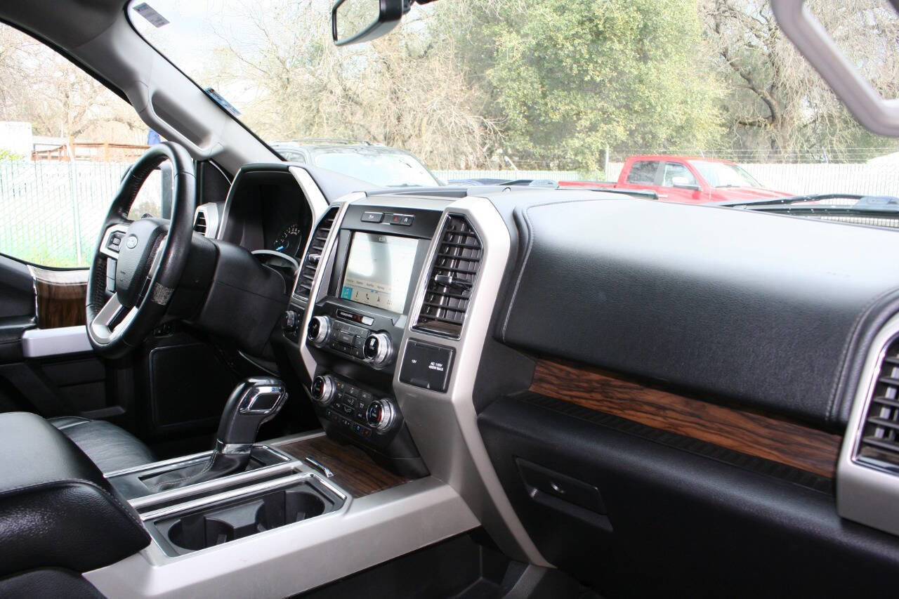 Used 2019 Ford F150 Lariat w/ Equipment Group 502A Luxury AWD/4WD image 26