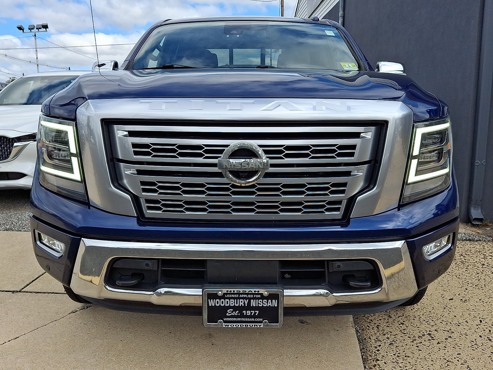 Certified 2021 Nissan Titan Platinum Reserve w/ Moonroof Package AWD/4WD image 2