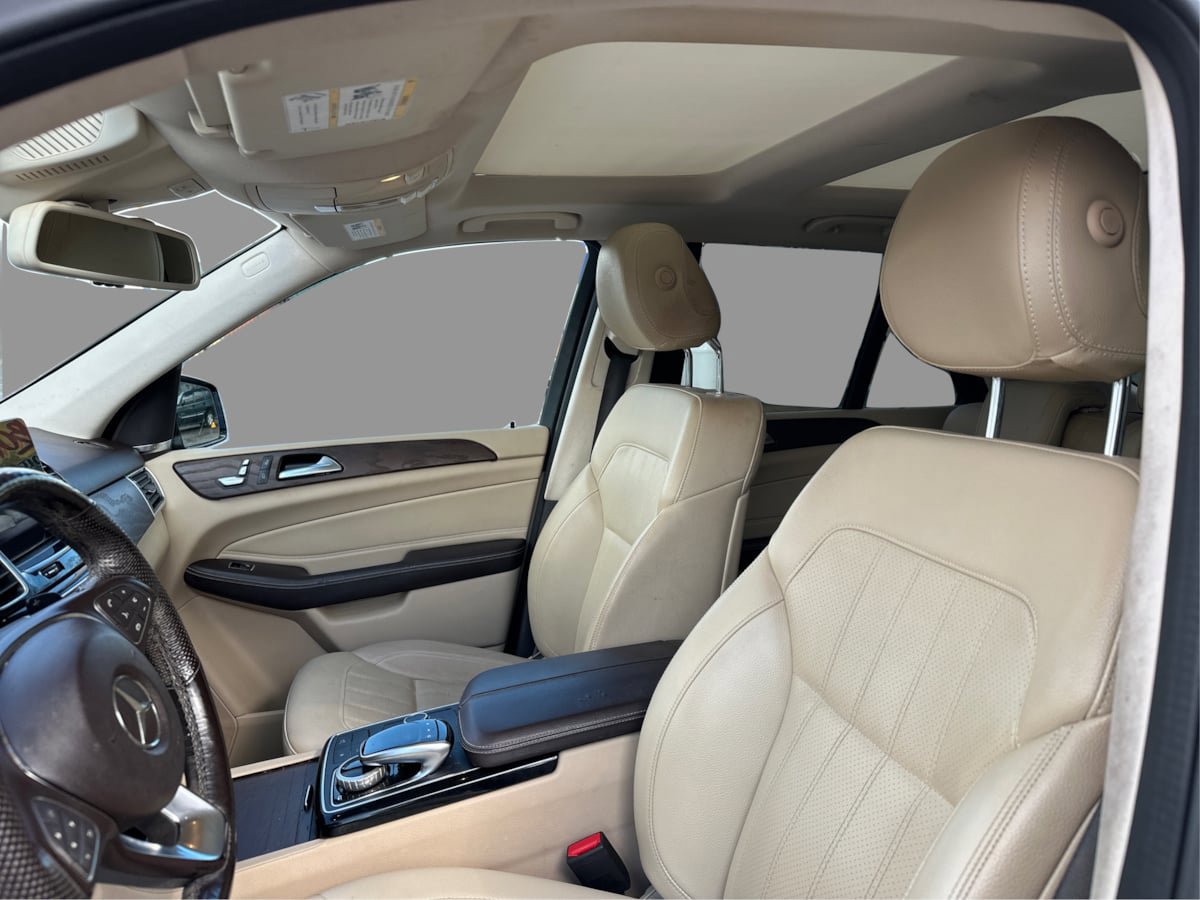 Used 2019 Mercedes-Benz GLE 400 4MATIC w/ Premium 2 Package image 26