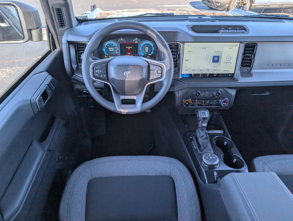 Used 2025 Ford Bronco 4-Door AWD/4WD image 8