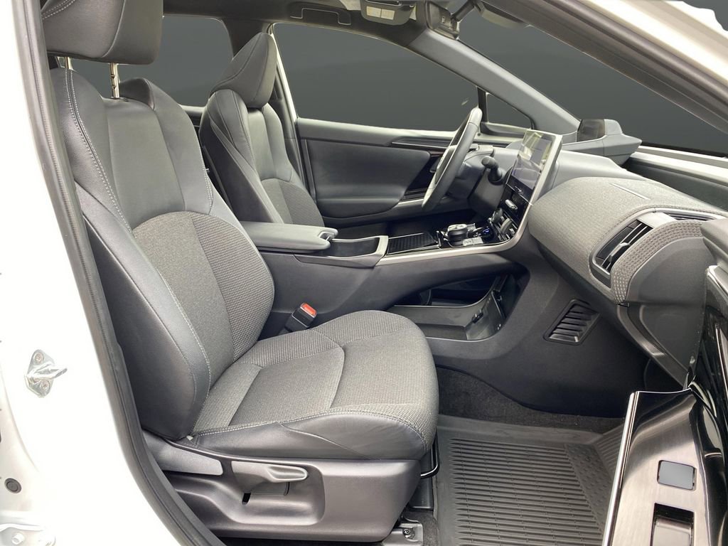 Used 2024 Toyota bZ4X XLE image 39