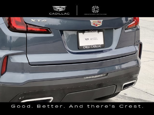 Used 2024 Cadillac XT4 Premium Luxury w/ Cold Weather Package FWD image 9