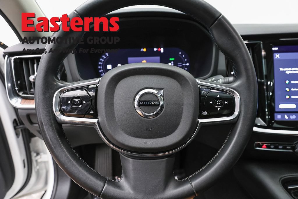 Used 2023 Volvo S60 T8 Plus AWD/4WD image 10
