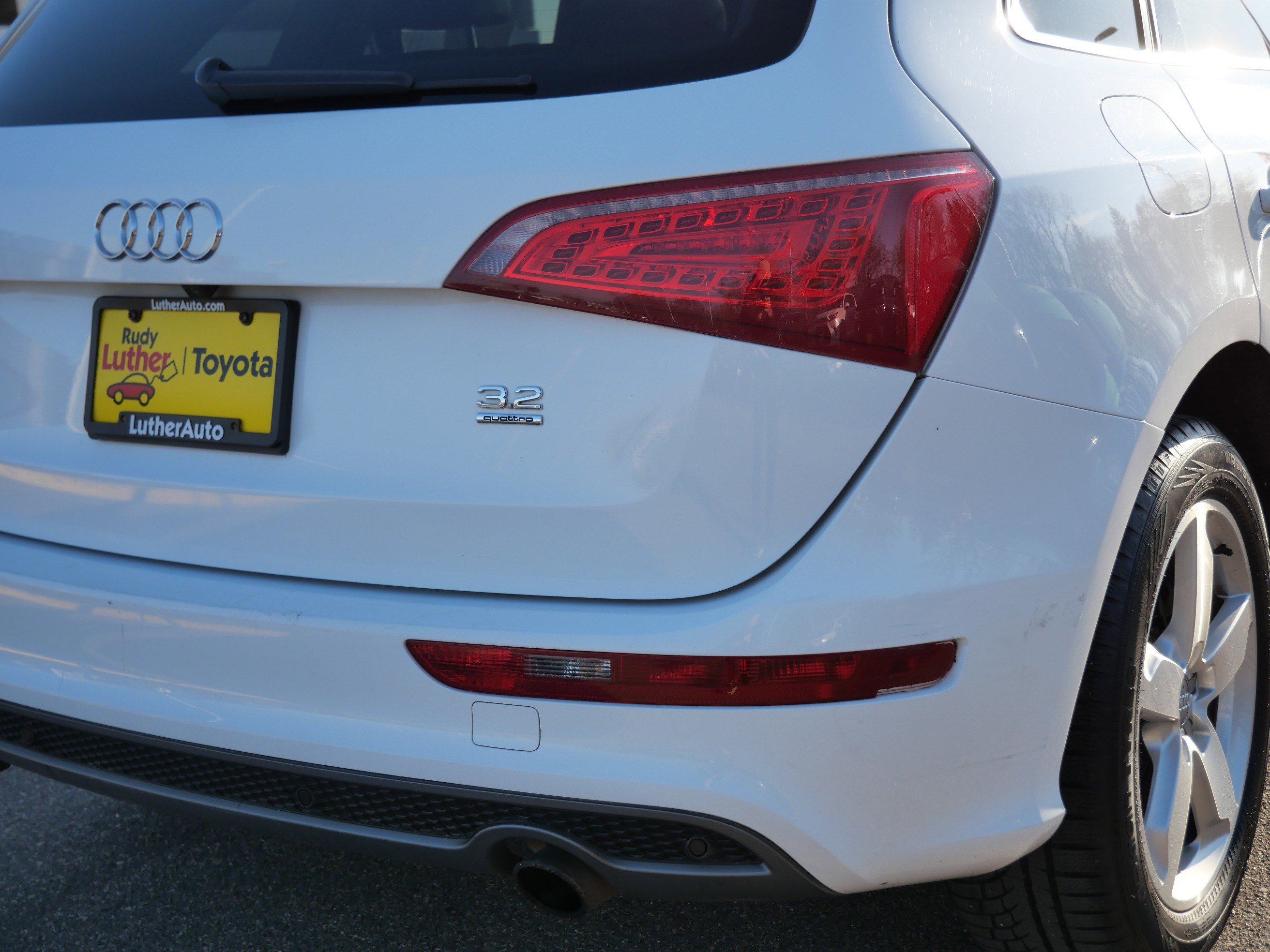 Used 2012 Audi Q5 3.2 Premium Plus image 17
