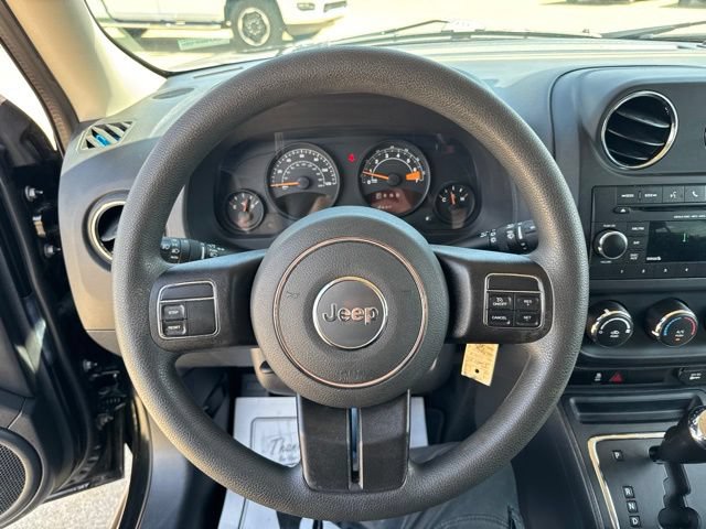 Used 2017 Jeep Patriot Sport w/ Power Value Group FWD image 15