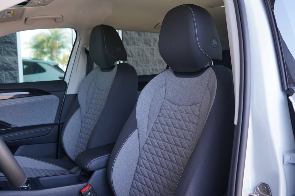 New 2026 Volkswagen Tiguan S FWD image 13