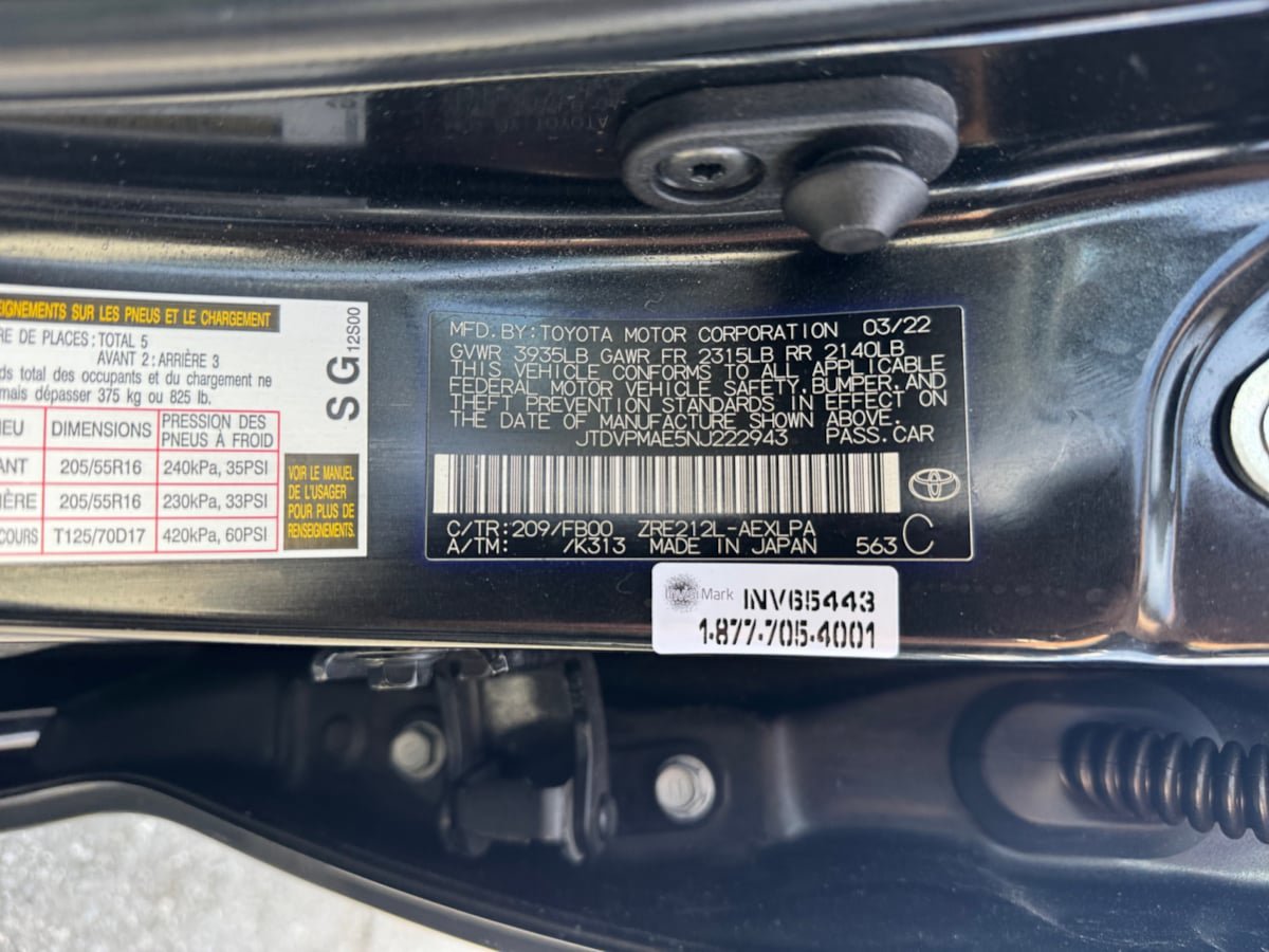 Used 2022 Toyota Corolla LE w/ LE Convenience Package FWD image 21