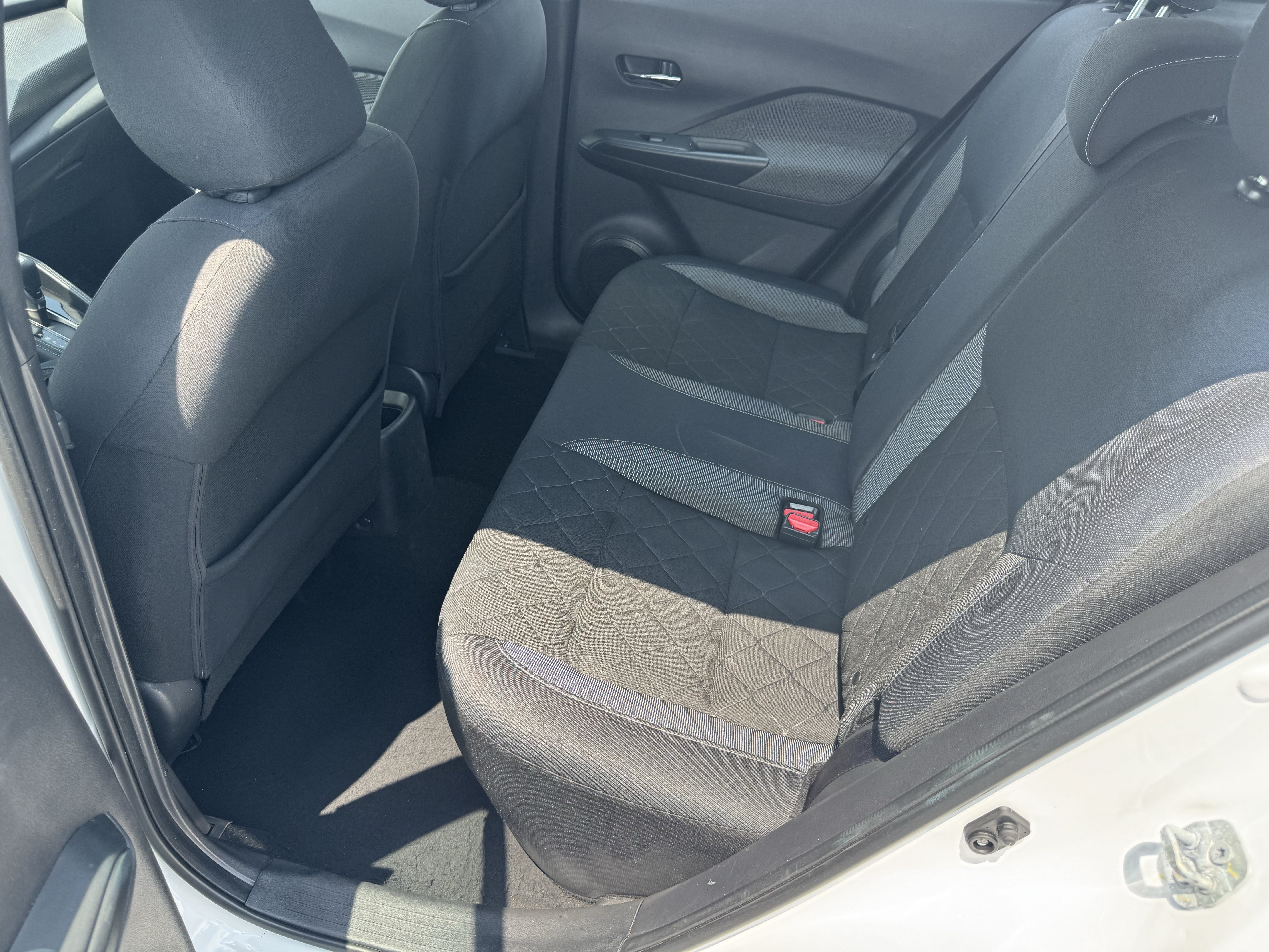 Used 2019 Nissan Kicks SV FWD image 21