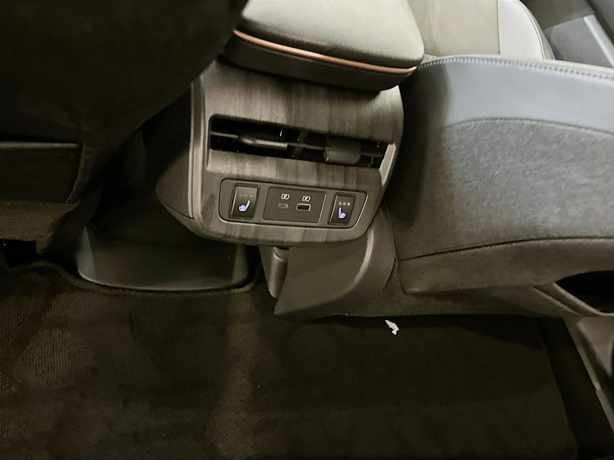 Used 2024 Nissan Ariya ENGAGE+ image 28