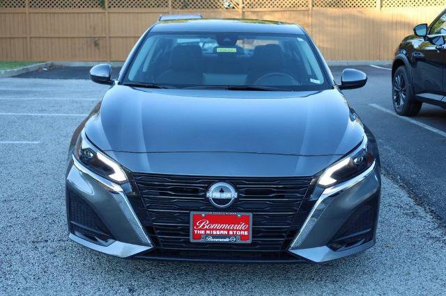 Certified 2025 Nissan Altima 2.5 SV w/ SV Premium Package FWD image 4