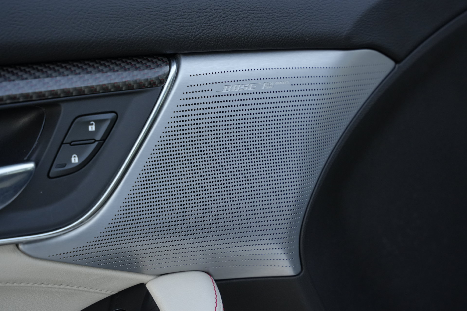 Certified 2025 Cadillac XT4 Sport FWD image 16