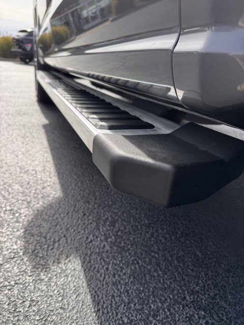 Used 2022 Ford F150 Lariat w/ Equipment Group 502A High image 10