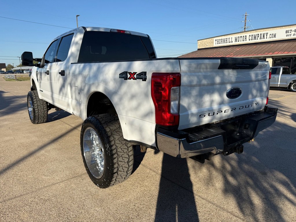 Used 2017 Ford F250 XLT AWD/4WD image 5
