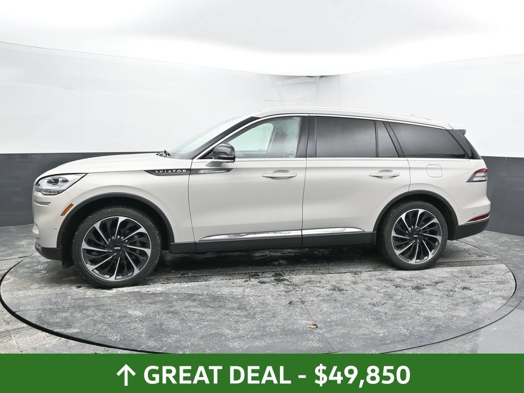 Used 2024 Lincoln Aviator Reserve w/ Equipment Group 201A AWD/4WD image 12