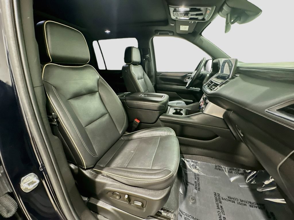 Certified 2023 GMC Yukon XL SLT w/ SLT Luxury Package RWD image 31