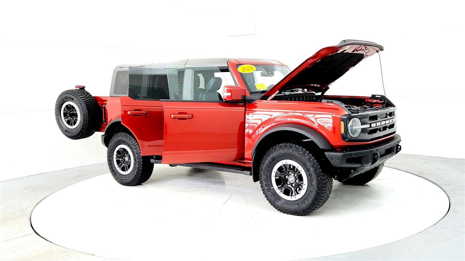 Used 2024 Ford Bronco Outer Banks w/ Sasquatch Package image 12