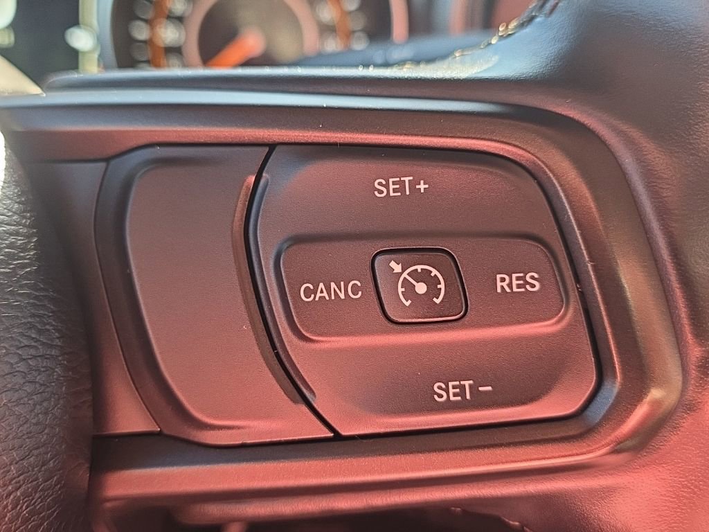Used 2022 Jeep Gladiator Sport AWD/4WD image 21