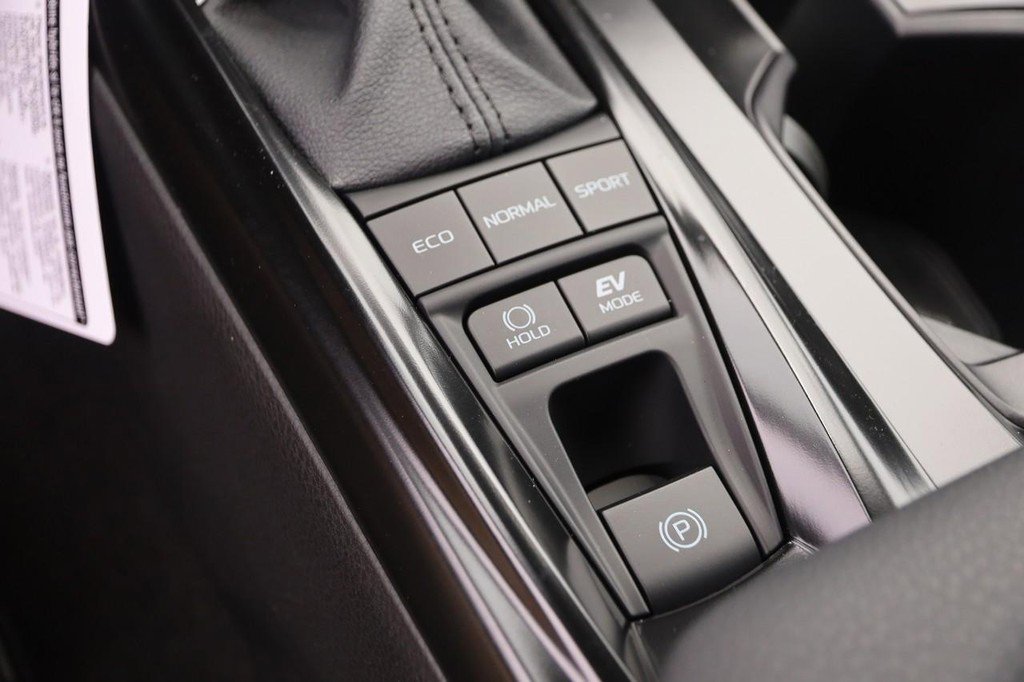 New 2026 Toyota Camry LE FWD image 19