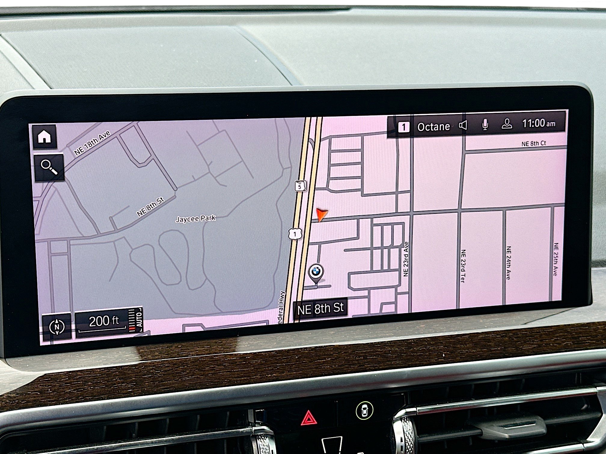 Used 2023 BMW X4 xDrive30i AWD/4WD image 12