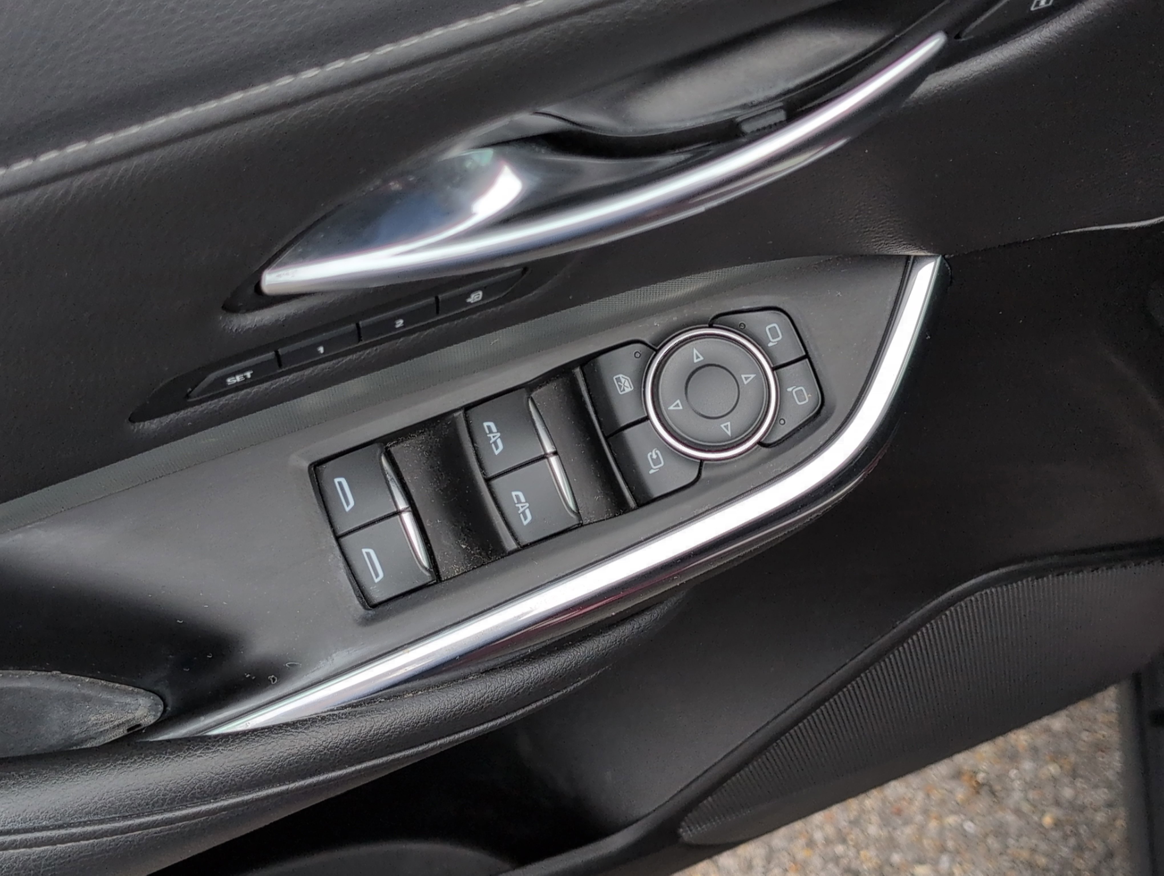 Used 2020 Cadillac XT4 Premium Luxury w/ Driver Awareness Package FWD image 17