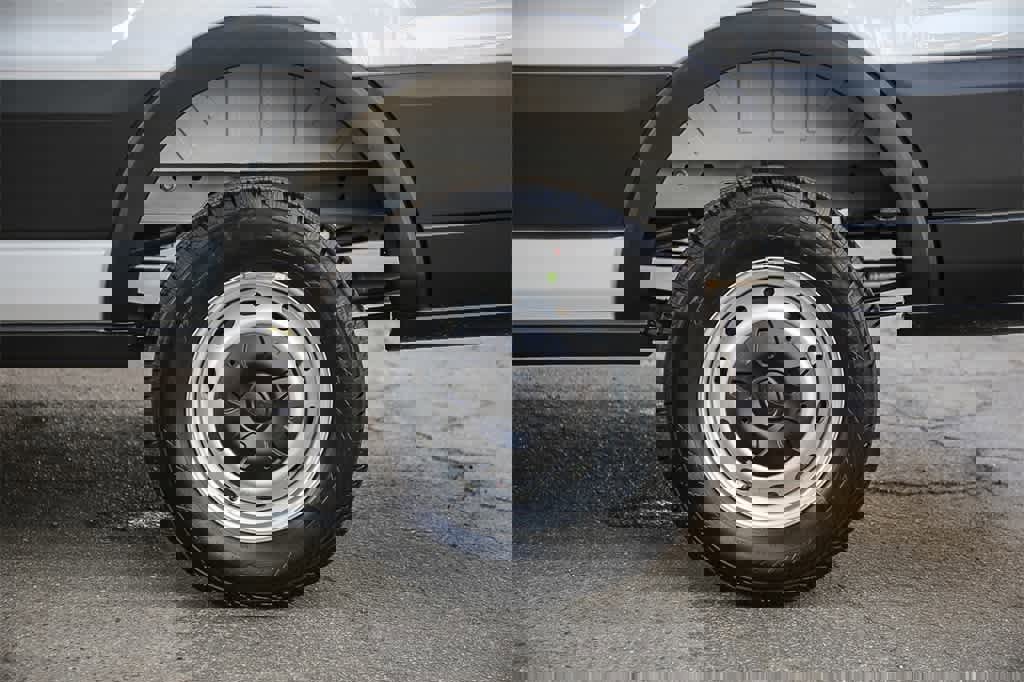 New 2026 Ford Transit 250 148 Medium Roof image 10