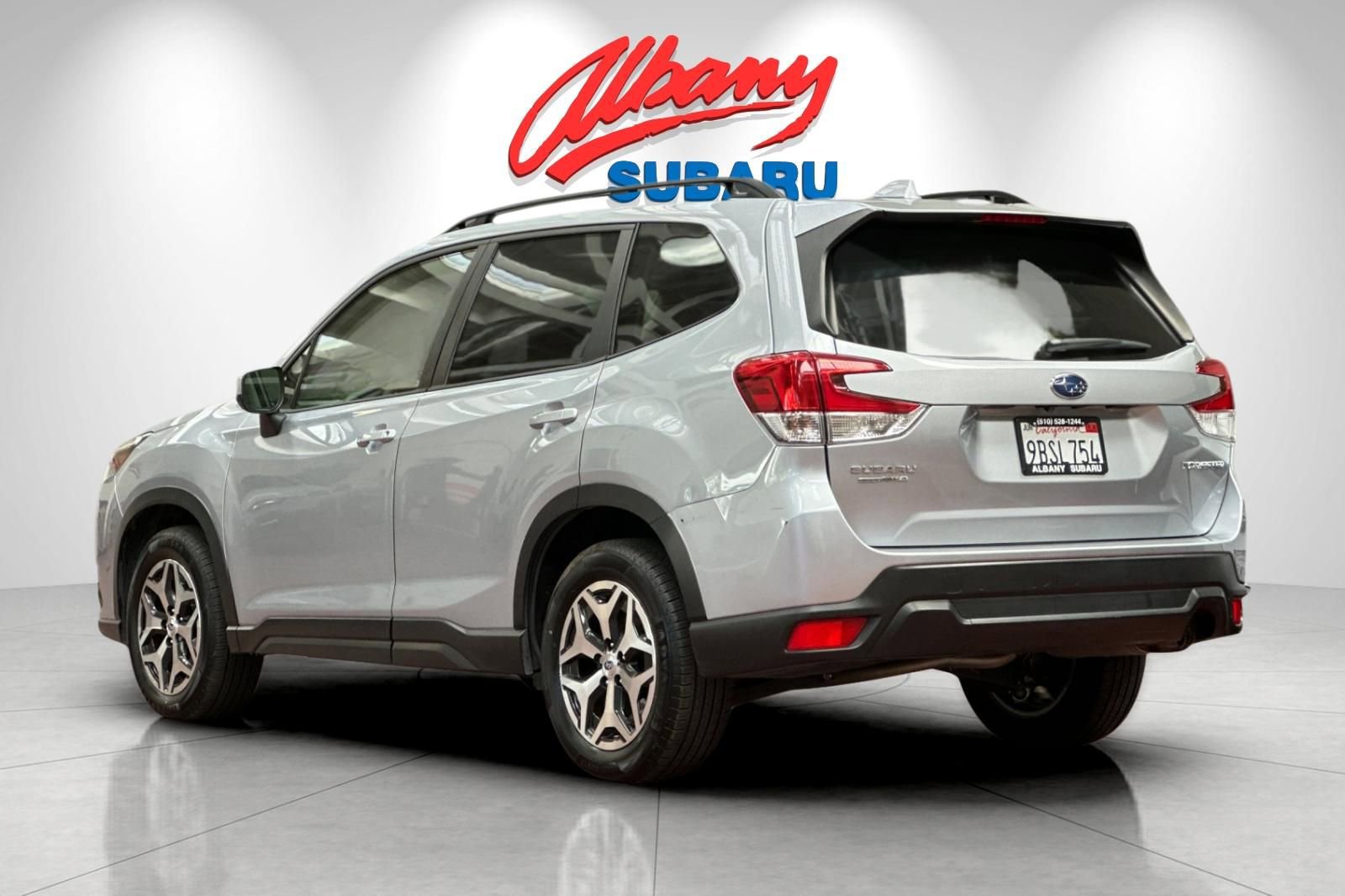 Used 2022 Subaru Forester Premium image 7