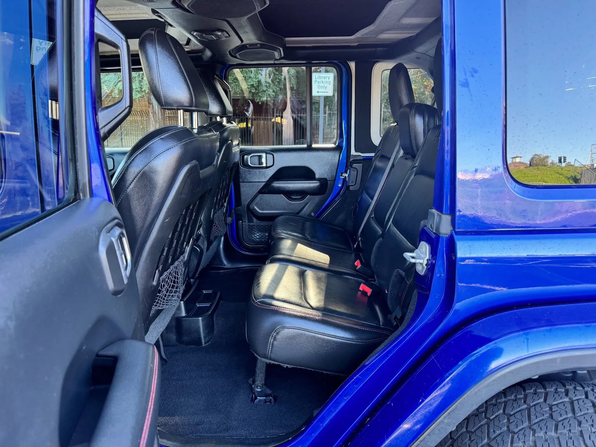 Used 2018 Jeep Wrangler Unlimited Rubicon image 23