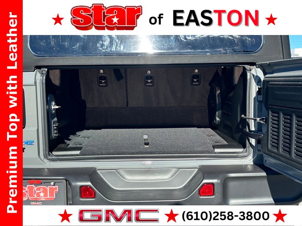 Used 2023 Jeep Wrangler Unlimited Sahara w/ Cold Weather Group image 41