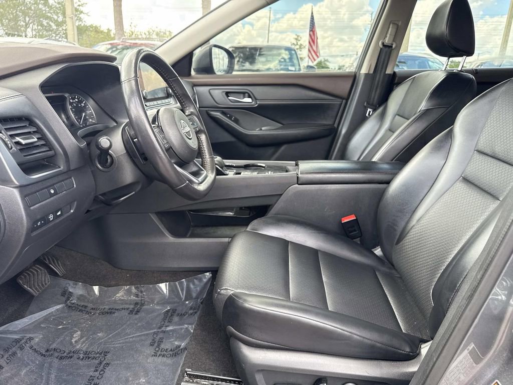Certified 2023 Nissan Rogue SV w/ SV Premium B Package FWD image 22