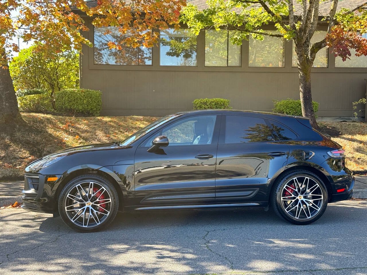 Used 2022 Porsche Macan GTS AWD/4WD image 64