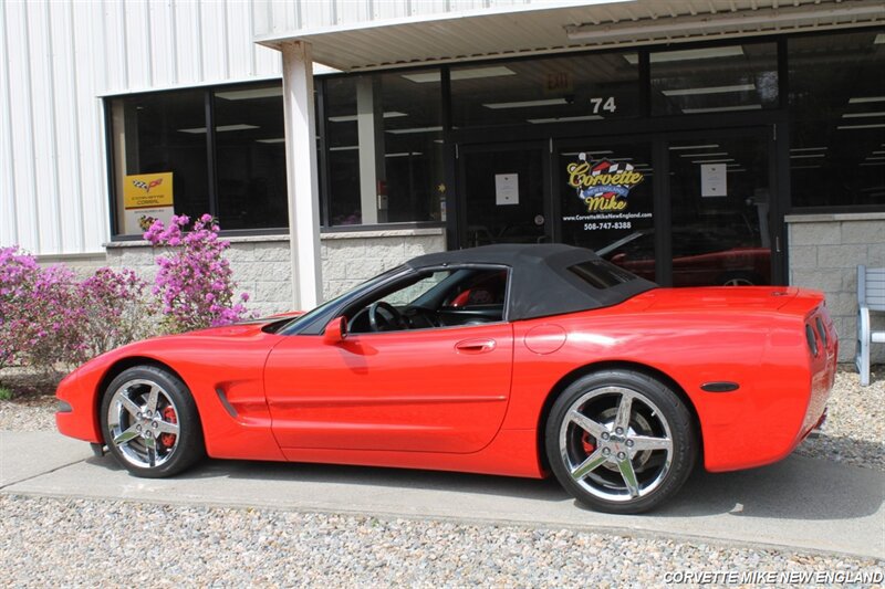 Used 2001 Chevrolet Corvette Coupe w/ Preferred Equipment Group2 RWD image 5