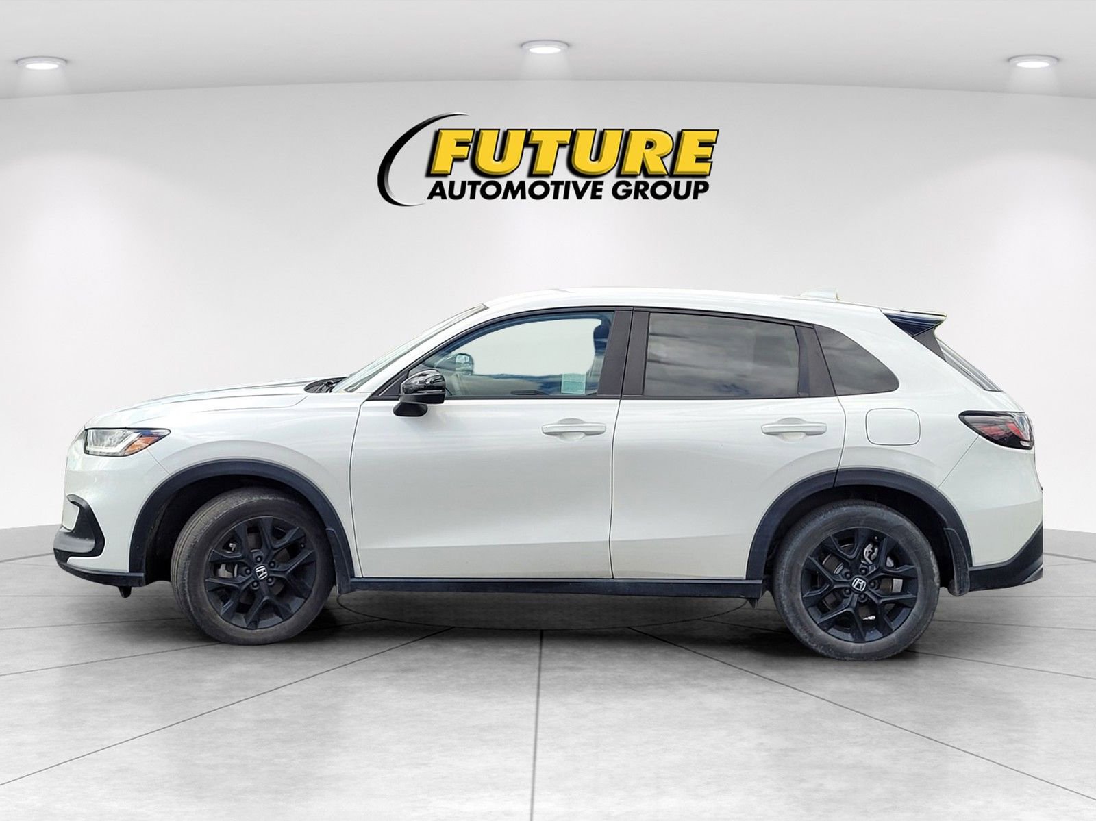 Used 2024 Honda HR-V Sport image 8