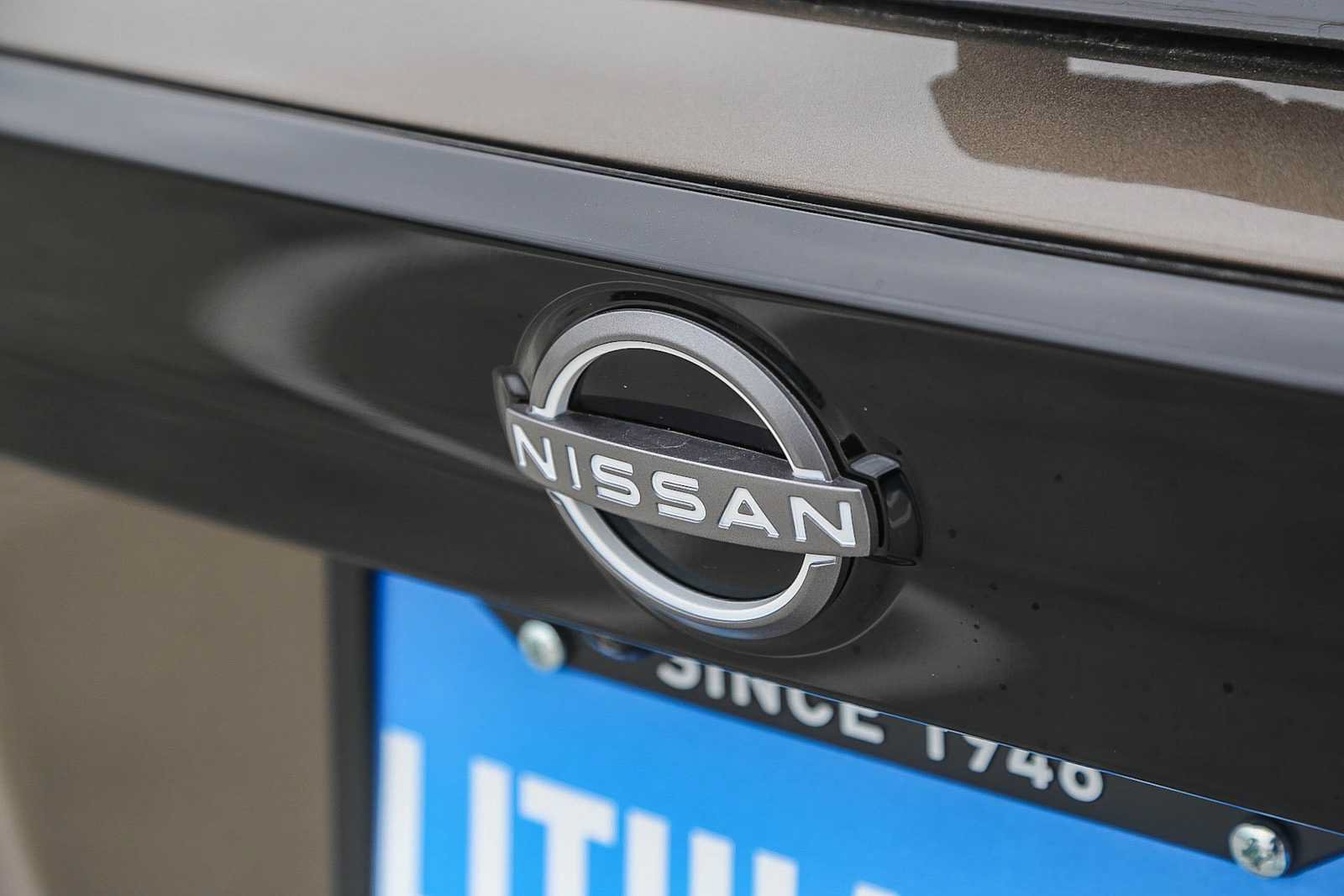 New 2025 Nissan Kicks SV FWD image 8
