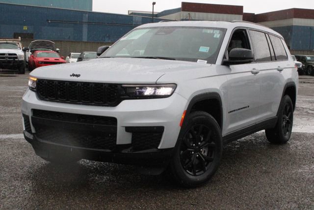 Used 2024 Jeep Grand Cherokee L Laredo image 9