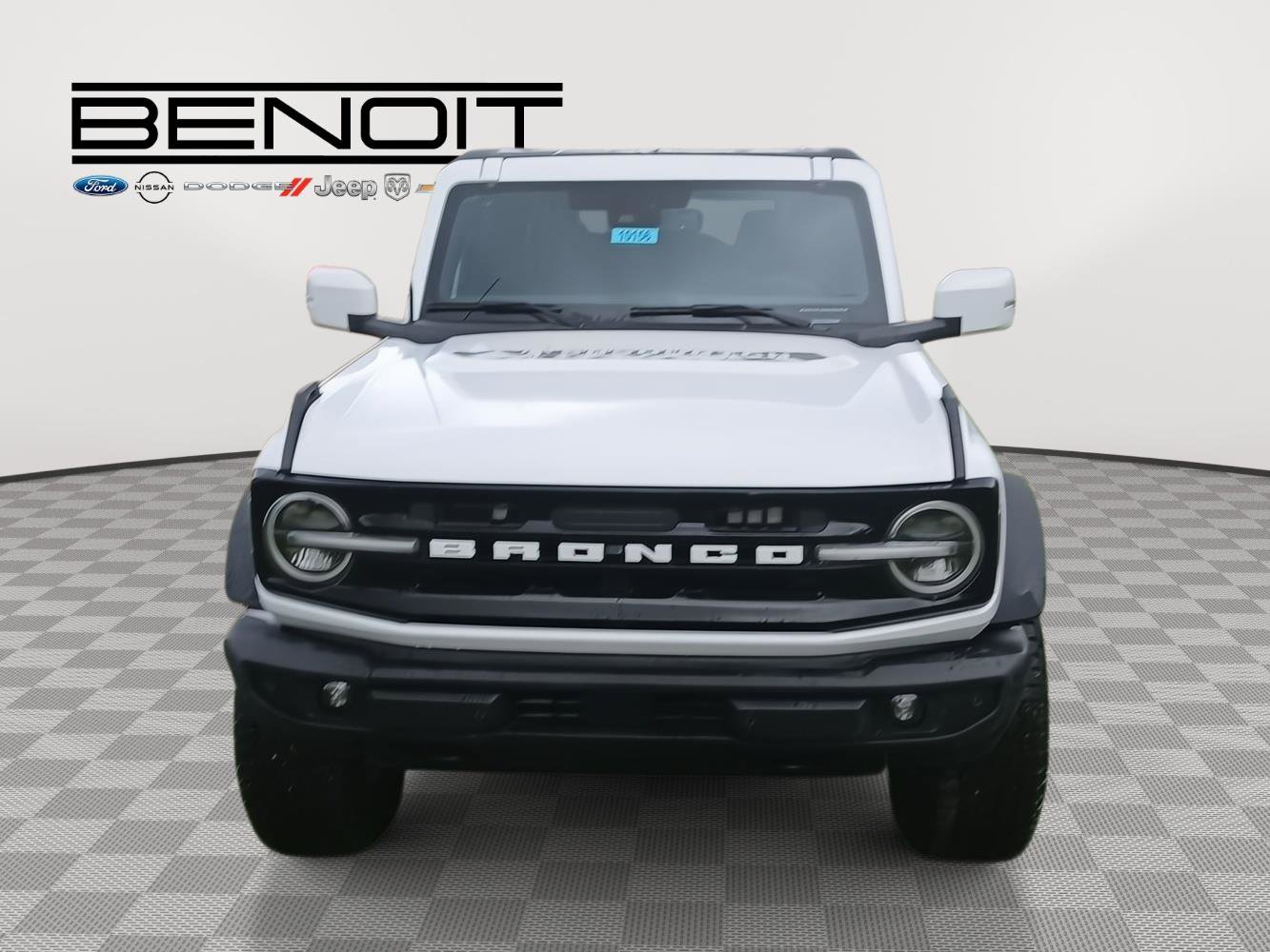 New 2025 Ford Bronco Outer Banks w/ Sasquatch Package image 2