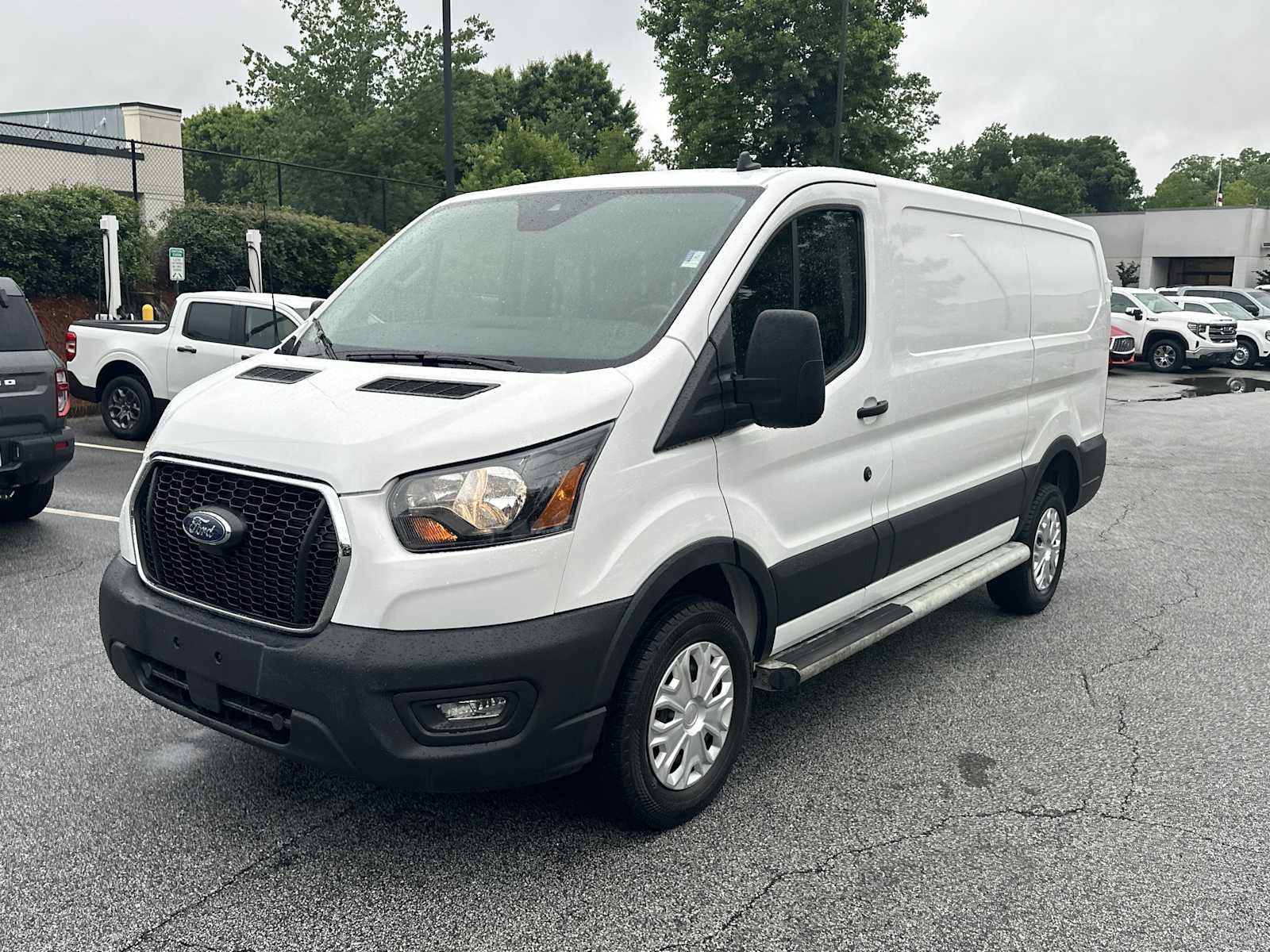 Used 2025 Ford Transit 250 Low Roof w/ Exterior Upgrade Package RWD image 5