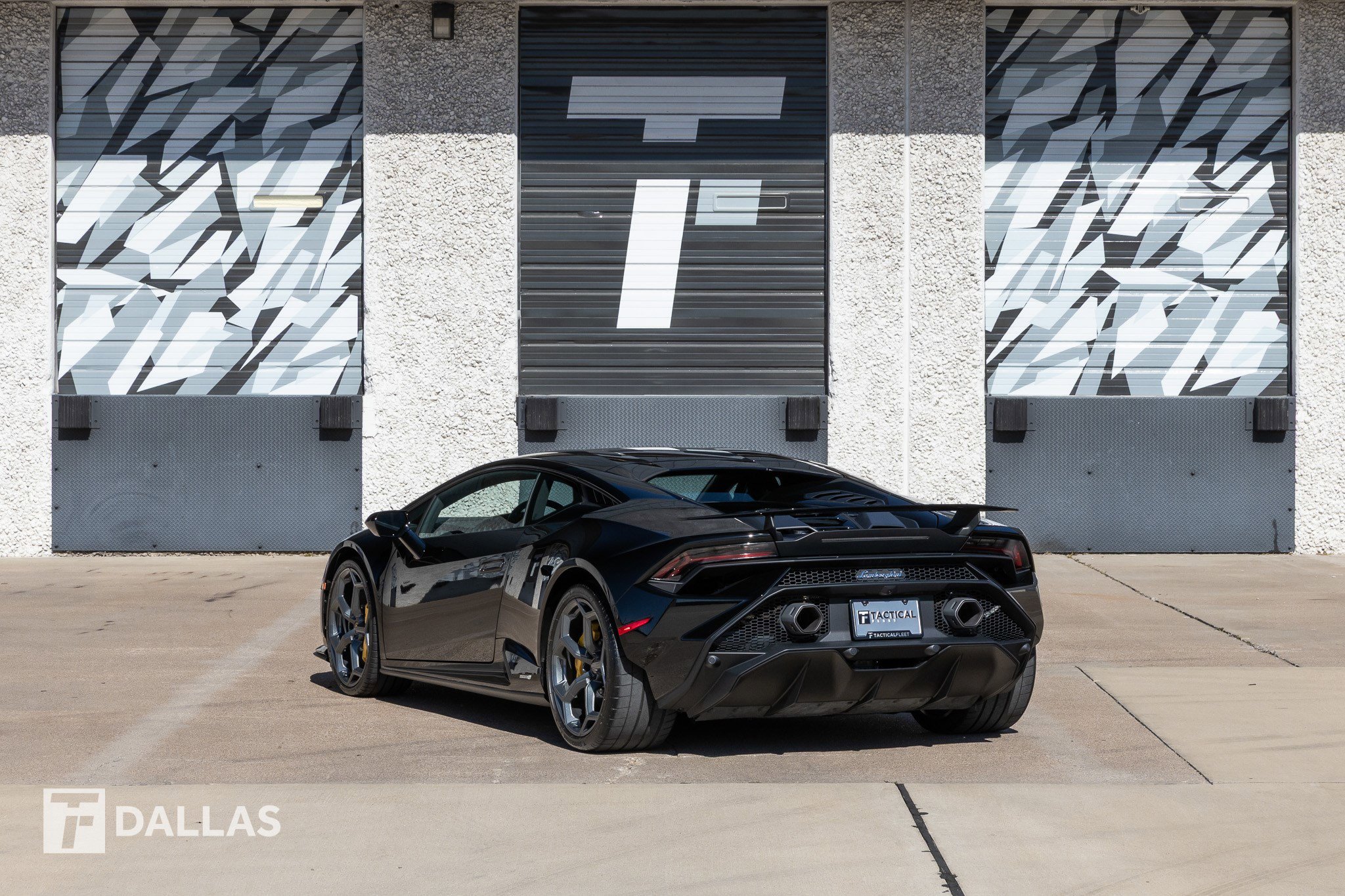 Used 2023 Lamborghini Huracan Tecnica image 11