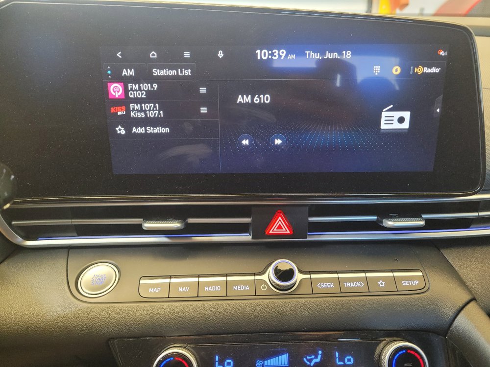 Used 2025 Hyundai Elantra SEL FWD image 25