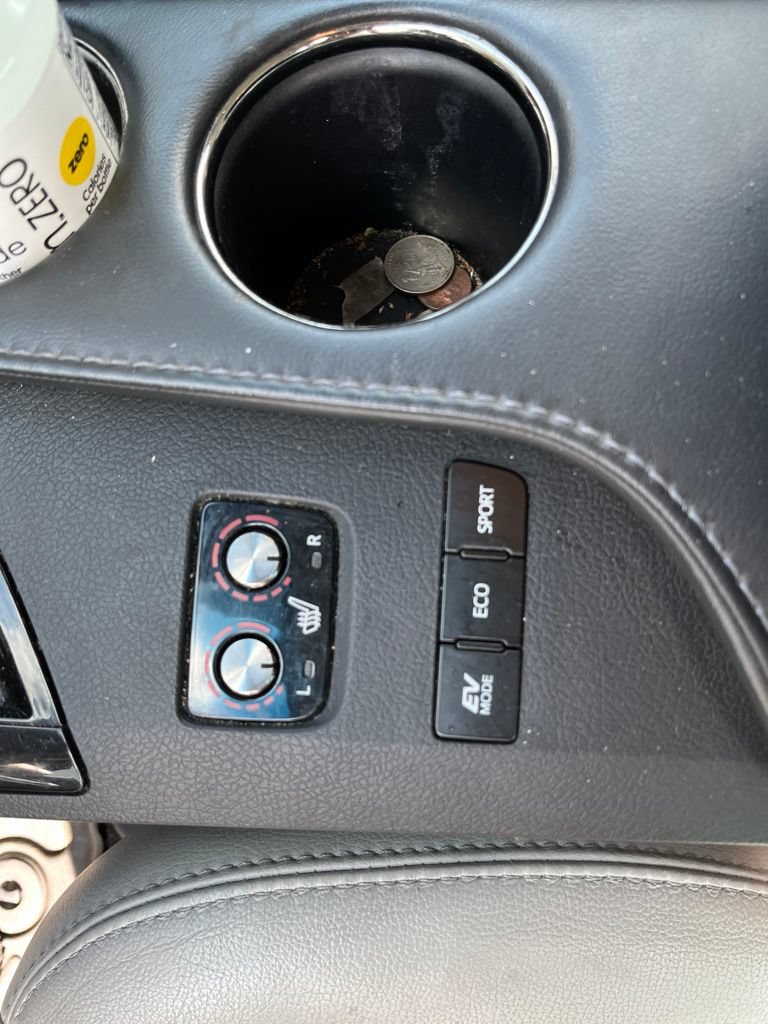 Used 2016 Toyota Avalon XLE Premium w/ Protection Package FWD image 5