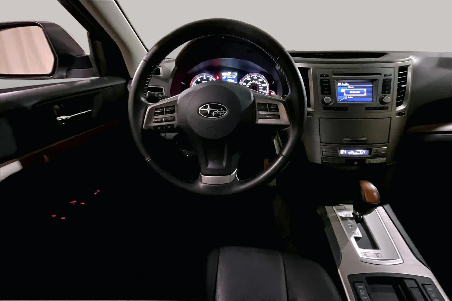 Used 2013 Subaru Outback 2.5i Limited AWD/4WD image 5