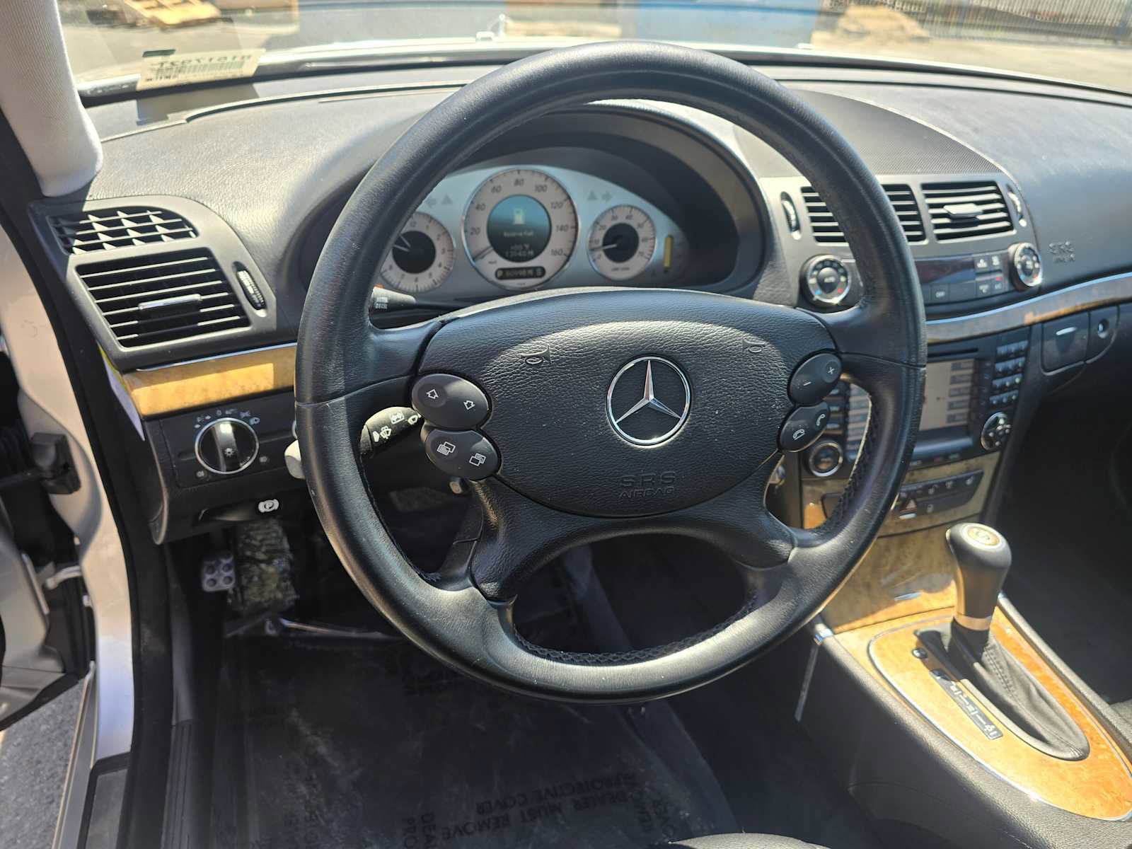 Used 2007 Mercedes-Benz E 350 Sedan image 24