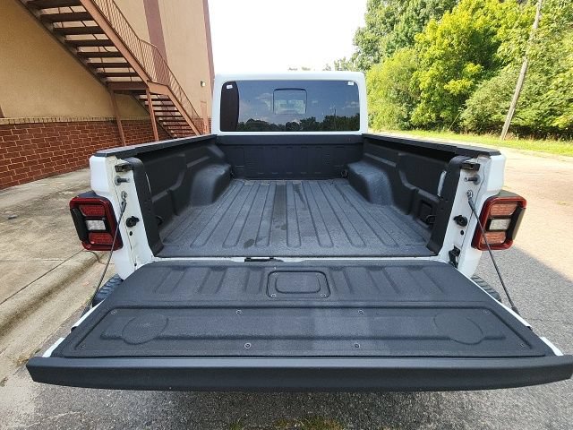 Used 2021 Jeep Gladiator Rubicon AWD/4WD image 31