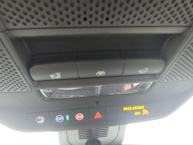 New 2026 GMC Terrain AT4 w/ Convenience Package III image 33