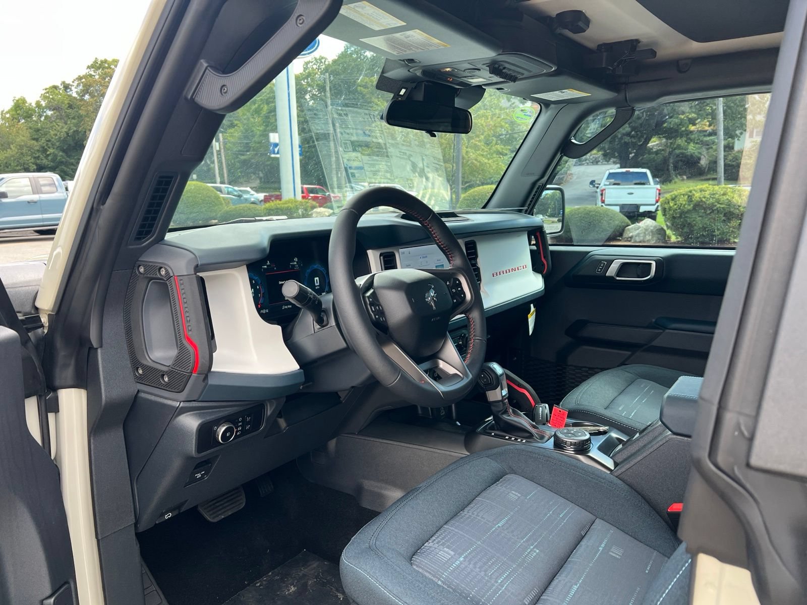 New 2026 Ford Bronco Heritage Edition AWD/4WD image 18