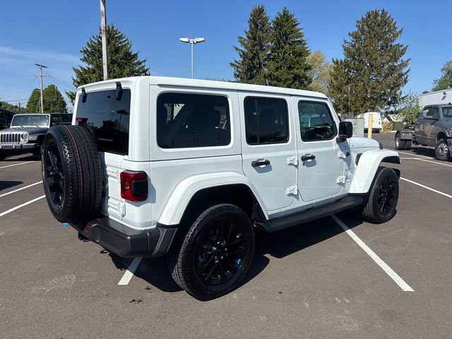 Used 2023 Jeep Wrangler Unlimited Sahara w/ Cold Weather Group AWD/4WD image 26