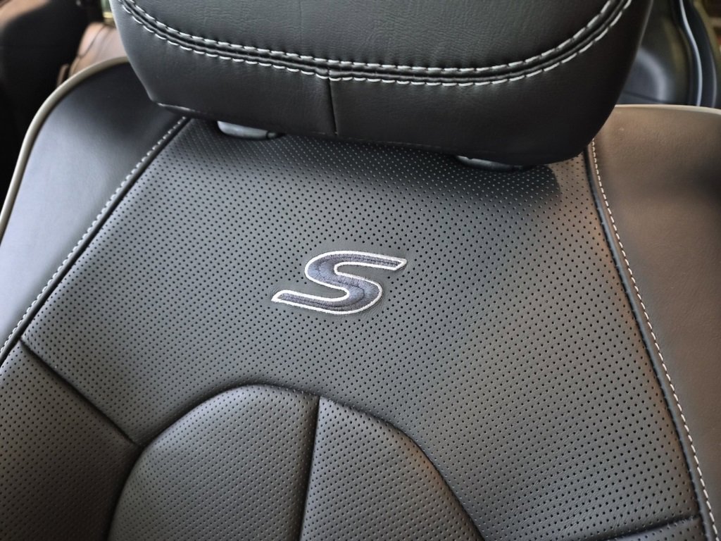 New 2026 Chrysler Pacifica Limited w/ S Appearance Package image 18